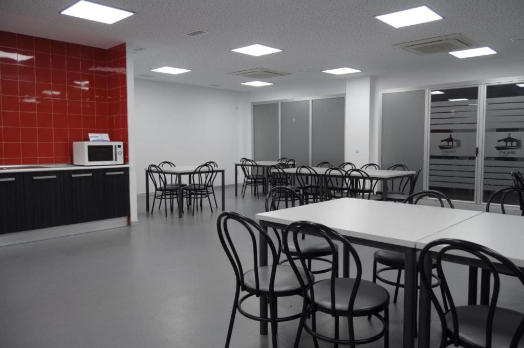 Arroyo de la Luz Hostel Divino Morales מראה חיצוני תמונה